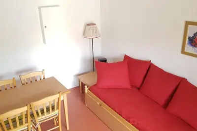 Image de 200m du centre station, balcon, parking, télévision, casier à ski, 25m², La Joue du Loup