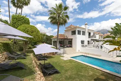 Image de Villa Maraluna - newly refurbished private villa in the heart of Nueva Andalucia