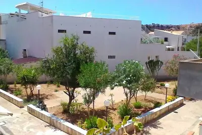 Vacation house (two-bedroom) included in a residence with large equipped terrace