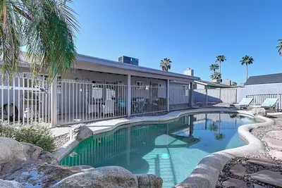 Image de Scottsdale Kierland 3 Bdrm with Spakling Pool!