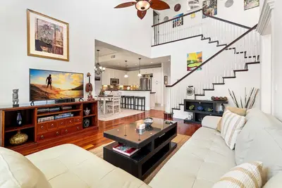 Image de 🏖️Beautiful Townhouse | Great Amenities and Spacious Lanai! Comes with Beach Pass!