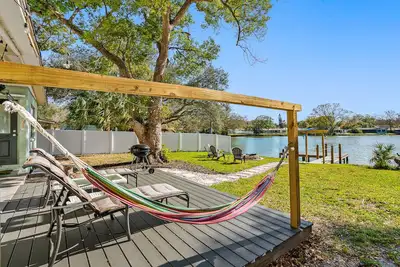 Image de Lake Oasis—Private Suite, Ducks Visit Daily!