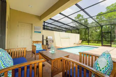 Image de 8843 Gc Windsor at Westside Luxury 5 Br Townhome