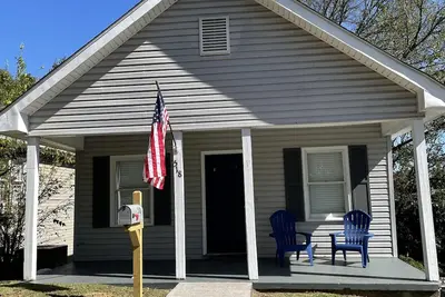 Image de Top of the Hill in North Chattanooga