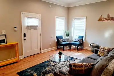 Image de 3br/4ba w/ Great place for having fun in the middle of the city! ! ! !