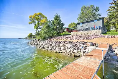 Image de Lakefront Cabin w/ Patio & Views in Lake Norden