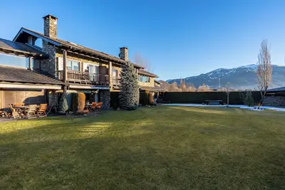 Image de Maison de vacances \"Casa Fontanals de Cerdanya\" avec vue sur la montagne, Wi-Fi, terrasse et jardin