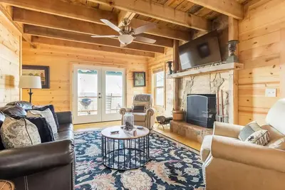 Image de Dec Deals! Full BrowViews+2 KingSuites+HotTub+Pet+GR8Coffee