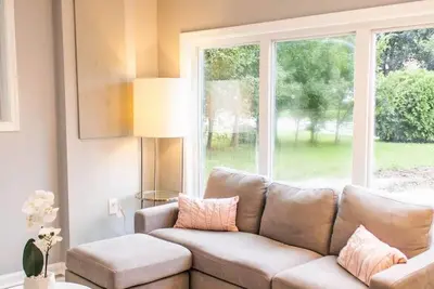 Image de This guest suite is a 2 bedroom, 1 bathroom basement located in Annandale, Va.