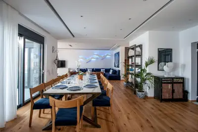 Image de Maison de vacances Plaka pour 1 - 12 personnes avec 6 chambres à coucher - Maison de vacances