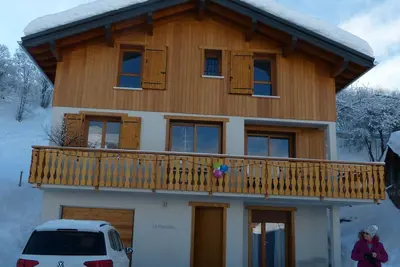 Image de Detached chalet in the heart of the three valleys, largest ski area in the world