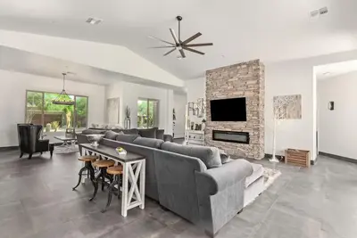 Image de Tonto Verde Golf, New 4 Bdrm, 3 Ba, 3 Car Gar, Single Level, 3090 Sf