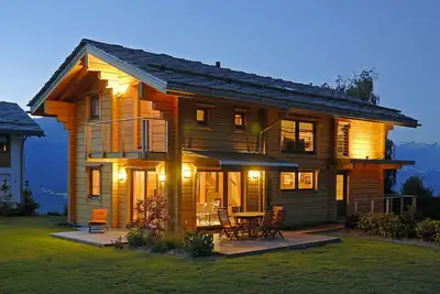 Image de Ferienhaus für 9 Gäste mit 210m² in Haute-nendaz