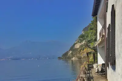 Image de Villa \"Gioconda\" avec vue sur le lac et la montagne, terrasse, jardin, balcon et Wi-Fi
