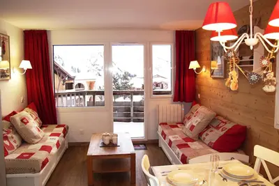 Image de Bel Appartement 3p Rénové, Quartier Falaise, 6-7 Pers