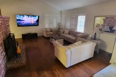 Image de Large lot home