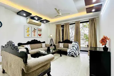 Image de BluO Park Facing 3bhk -Lift, Balcony, Parking