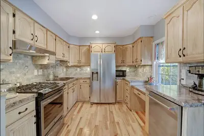 Image de The Summer House at 319 Chamberlain St.