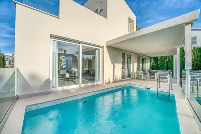 Image de Maison moderne Margalida près de la mer à Alcudia.