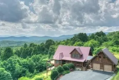 Image de Luxurious mountain home with spectacular views