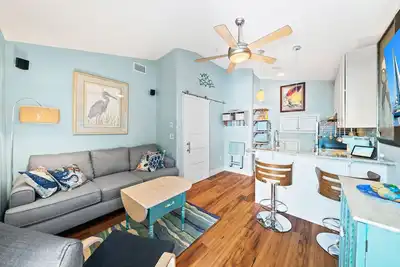 Image de Kelena's Kabana - Private Entry - Top-Shelf Amenities