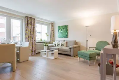 Image de Geschmackvoll. Exklusiv. Besonders. - Haus Margarethenstraße 2, Whg. 1 \"fast Schon das Meer Sehen\" -