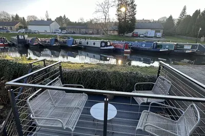Image de Marina view cottage - Canalside cottage - Peak District location