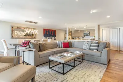 Image de Our Spacious Home, Sleeping 10, Is a Perfect Home-Base for a Vail/Bc Adventure!