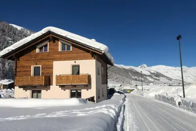Image de Appartement confortable \"Livigno\" près de la station de ski de Palipert avec vue montagne