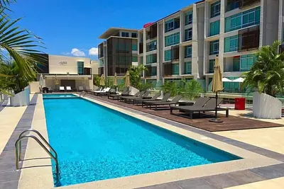 Image de Beautiful Modern 2 Bed & 1. 5 Bath Pool