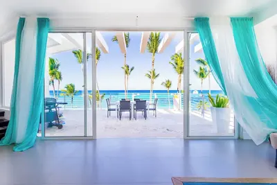 Image de Punta Cana Beachfront Penthouse - Ocean View, Bbq, Terrace, 4br