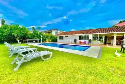Image de Beautiful Villa with 6Brd in Santagueda