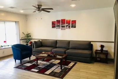 Image de Cozy 2bd/2br vacation home just 10 minutes from Houston Hobby Airport