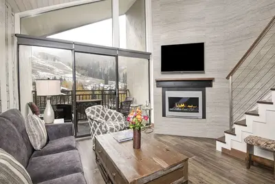 Image de Wren at Vail | 1br+Loft Condo, Steps from Lifts, Pool