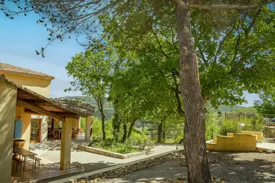 Image de Villa avec vue panoramique et piscine privée
