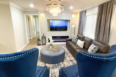 Image de Cozy 3 bedroom house / near the casino