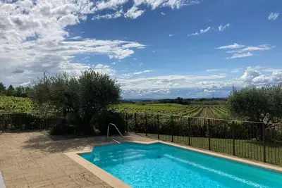 Image de Villa confortable avec piscine