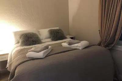 Image de Entire 1 bed flat