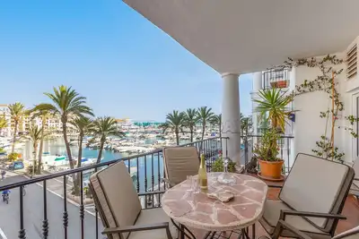 Image de Marina Real 223