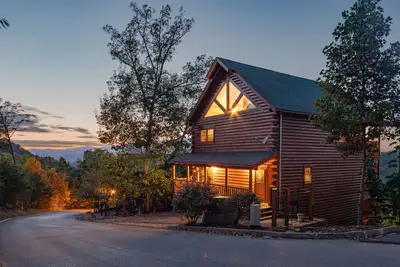 Image de Wild Mountain Honey located in Black Bear Ridge Resort