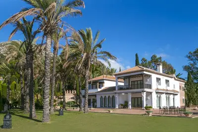 Image de Cubo's Mountain Bayview Luxury Villa / vues / wifi gratuit / gym