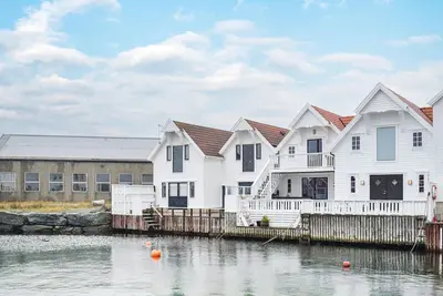 Image de Superbe appartement de 2 chambres à.