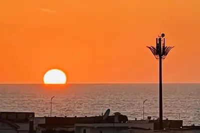 Image de Beachfront Brand New Apartment with an Amazing Oceon and City View /24h security