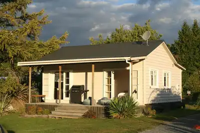 Image de Summer and Ski Cottage