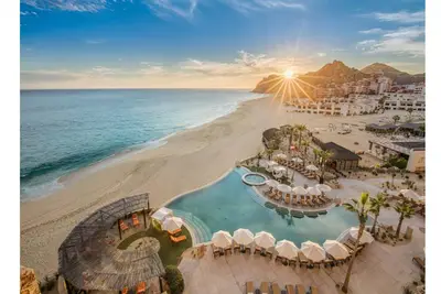 Image de Luxurious 5 Diamond Resort Deluxe One Bedroom Lands End Golf Access Inc