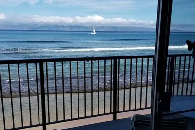 Image de Direct ocean front condo. Just steps to the water, an ocean front paradise