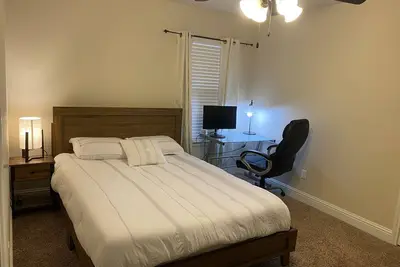 1 bedroom with private bath