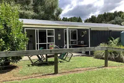 Image de Wood Pigeon Cottage- Pet friendly 2kms from Hauraki Rail Trail-Free Breakfast