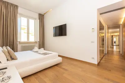 Image de Prestigious Appartament Piazza Cavour