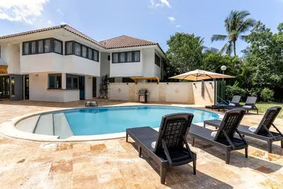 Image de Charming & Contemporary 6br Getaway